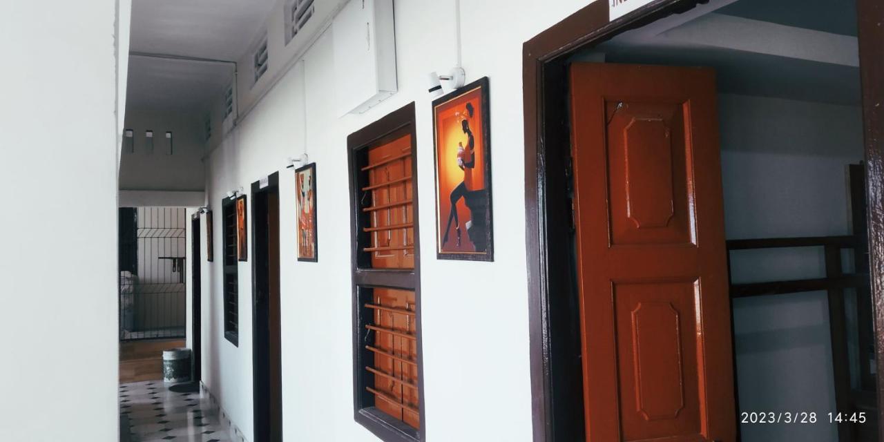 Bhuban Heritage Inn Пури Екстериор снимка